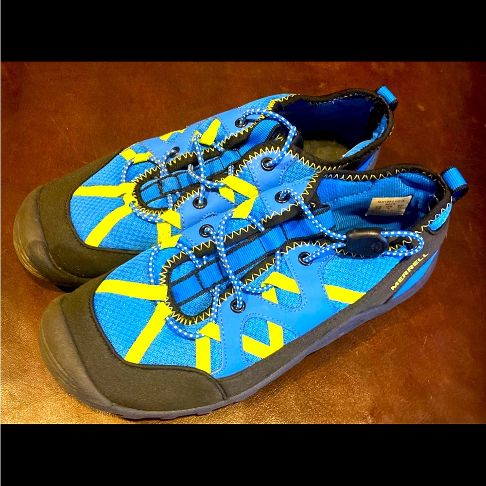 Merrell Hydro Shoes Size 5